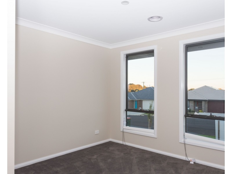 10 Tilston Way, Orange NSW 2800