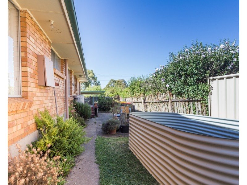 2 Caleula Crescent, Orange NSW 2800