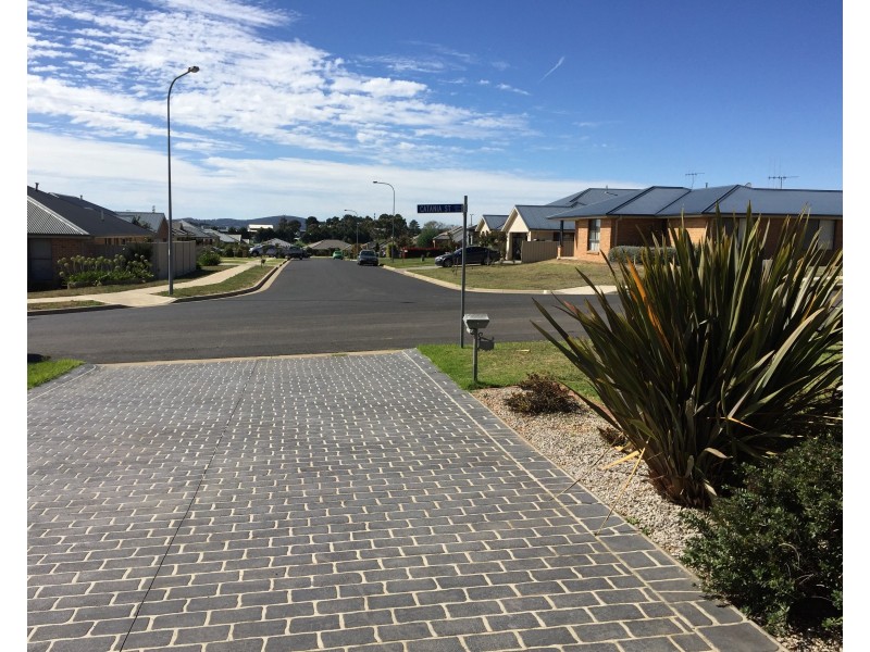 13 Catania Street, Orange NSW 2800