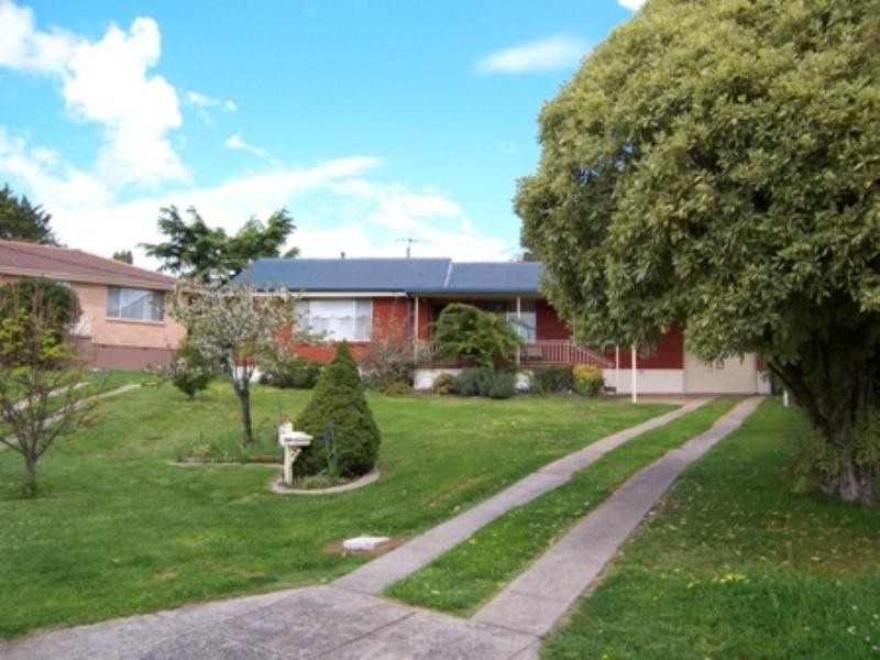 6 Pyala Place, Orange NSW 2800