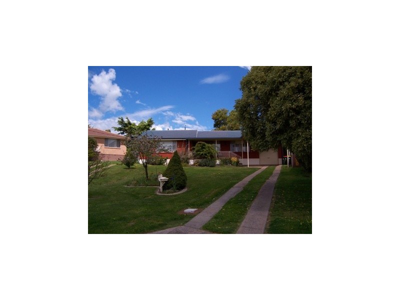 6 Pyala Place, Orange NSW 2800