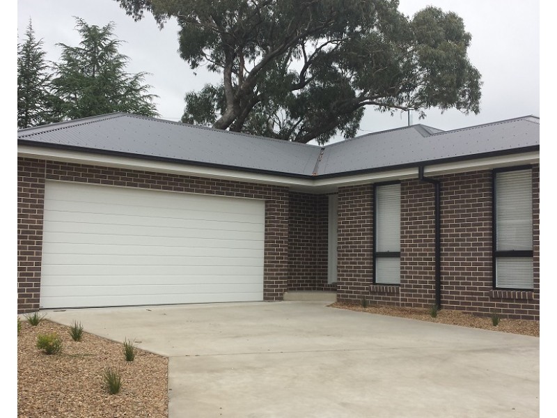 16 McCarron Place, Orange NSW 2800