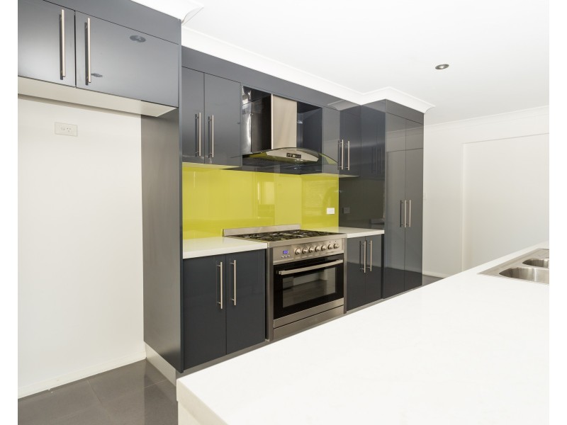 18 Downey Crescent, Orange NSW 2800