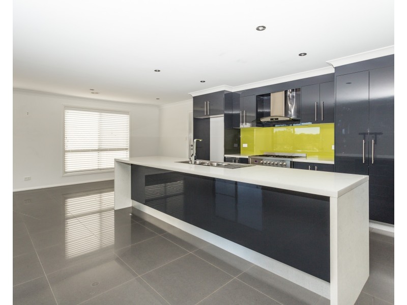 18 Downey Crescent, Orange NSW 2800