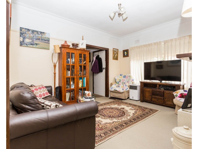 26 Tobruk Crescent, Orange NSW 2800