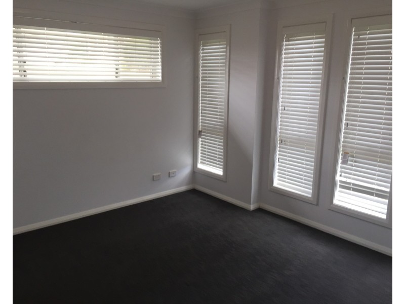 2 Downey Crescent, Orange NSW 2800