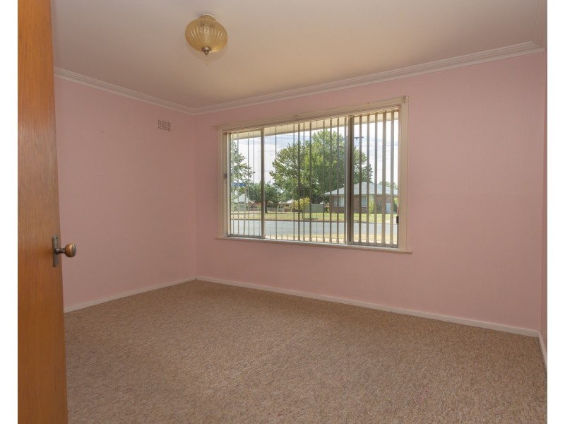 5 Glenroi Avenue, Orange NSW 2800