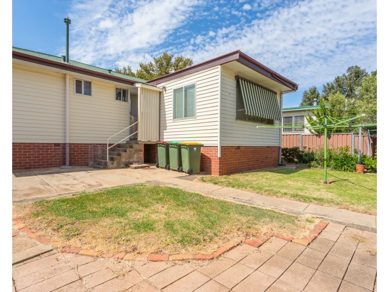 5 Glenroi Avenue, Orange NSW 2800