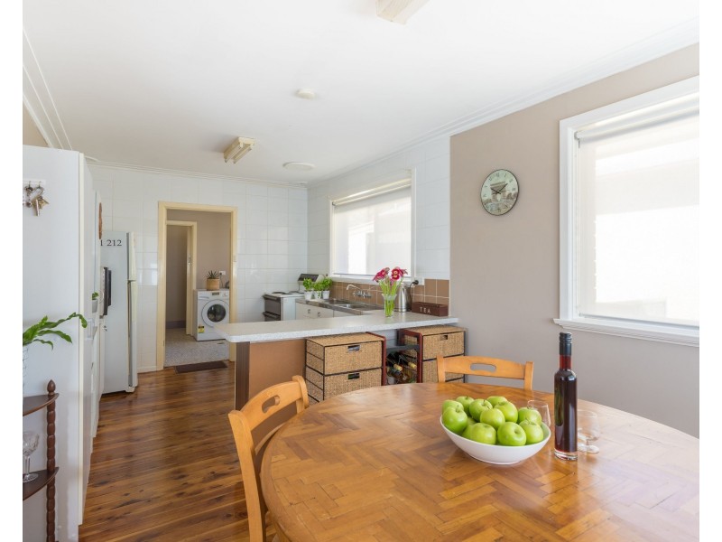 202 Dalton Street, Orange NSW 2800