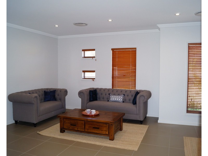 4 The Snowy Way, Orange NSW 2800