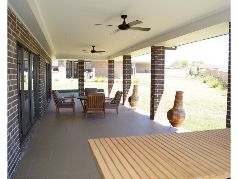 4 The Snowy Way, Orange NSW 2800