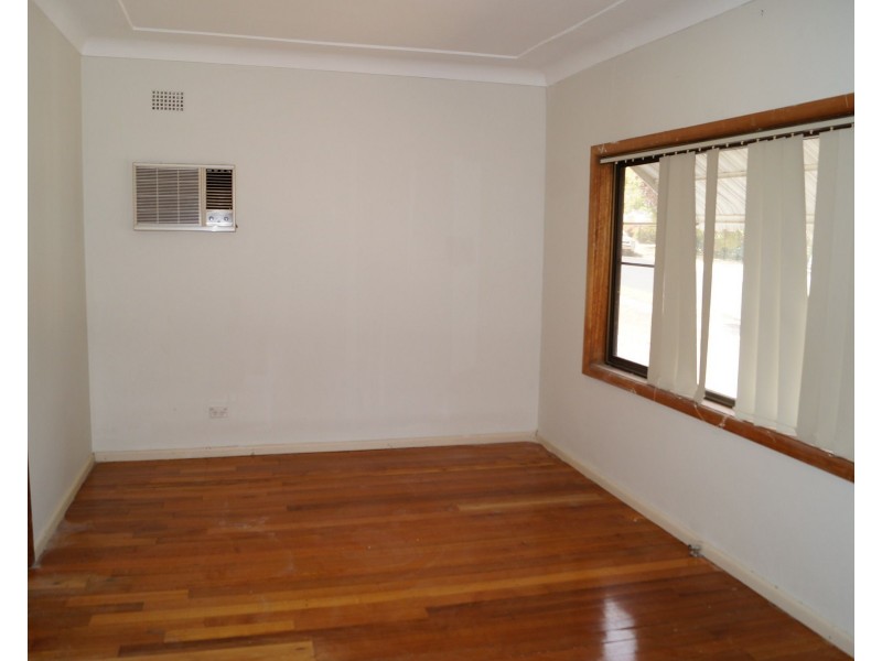 37 Leura Road, Orange NSW 2800