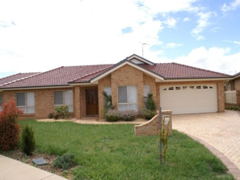 5 Niven Place, Orange NSW 2800