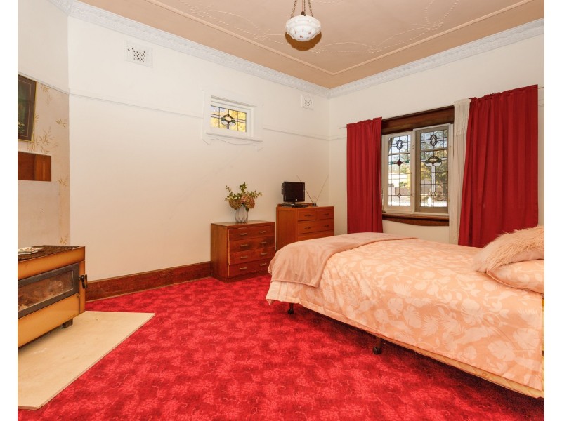 17 March Street, Orange NSW 2800