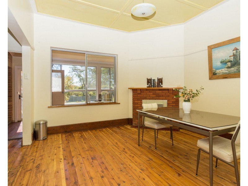 17 March Street, Orange NSW 2800