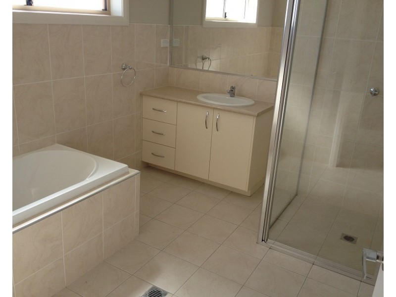 4 Agate Street, Orange NSW 2800