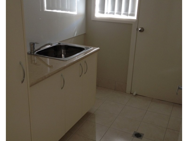 4 Agate Street, Orange NSW 2800