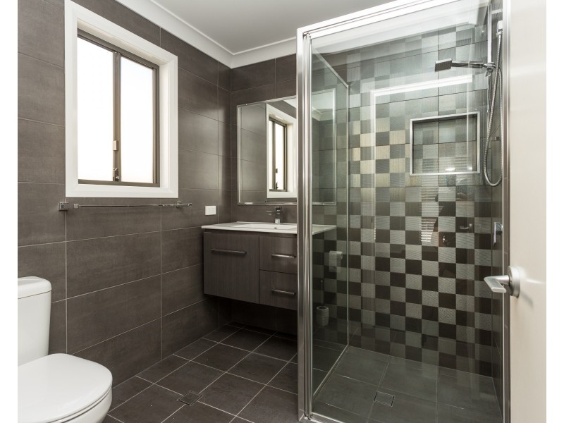 18 Downey Crescent, Orange NSW 2800