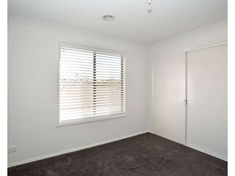 18 Downey Crescent, Orange NSW 2800