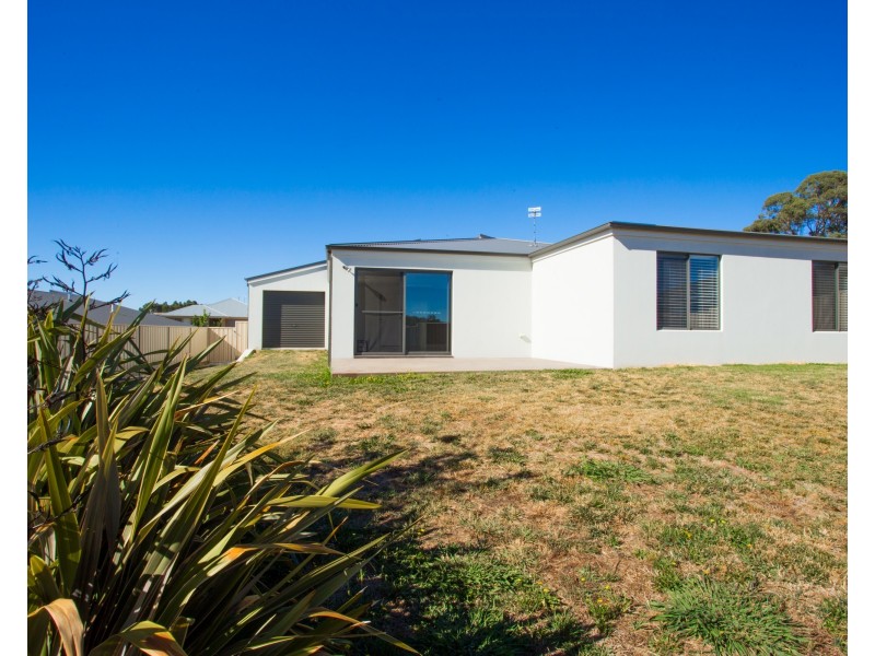 18 Downey Crescent, Orange NSW 2800