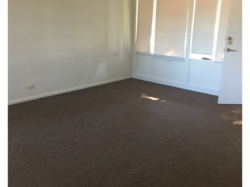 30 South Terrace, Orange NSW 2800