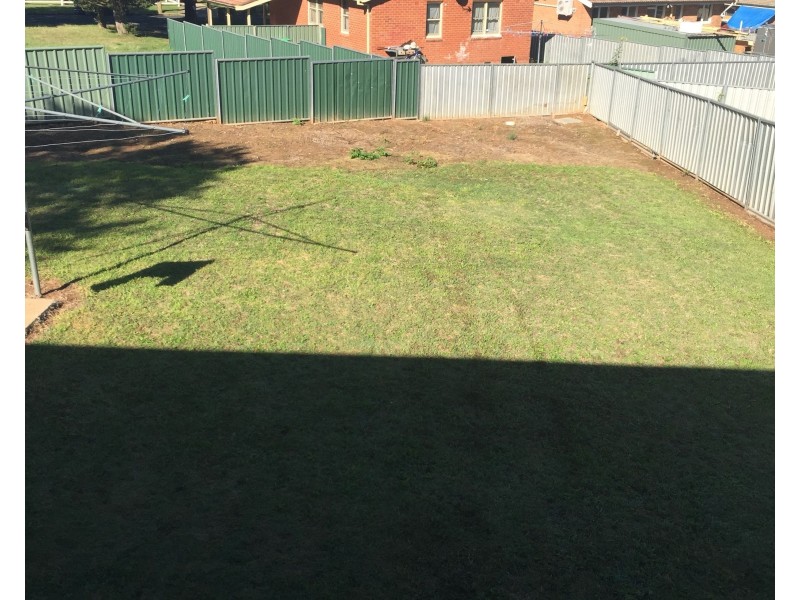 30 South Terrace, Orange NSW 2800
