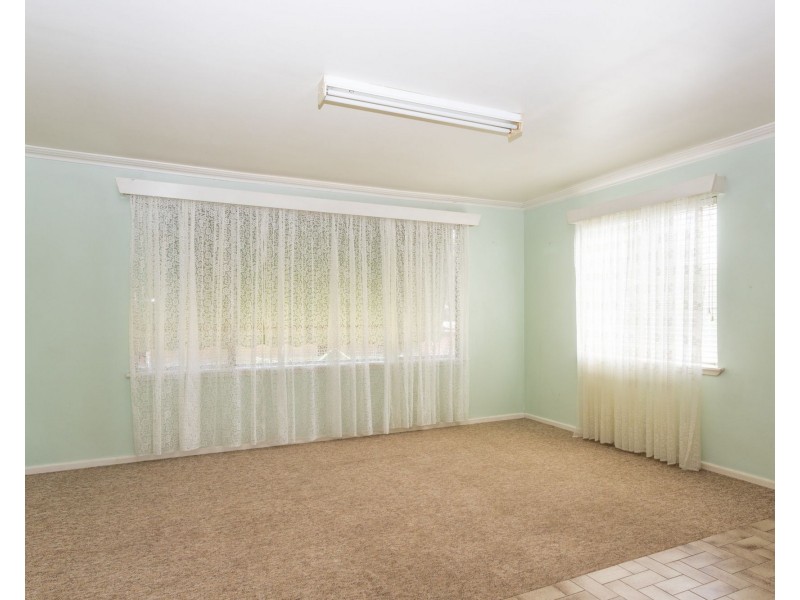 5 Glenroi Avenue, Orange NSW 2800