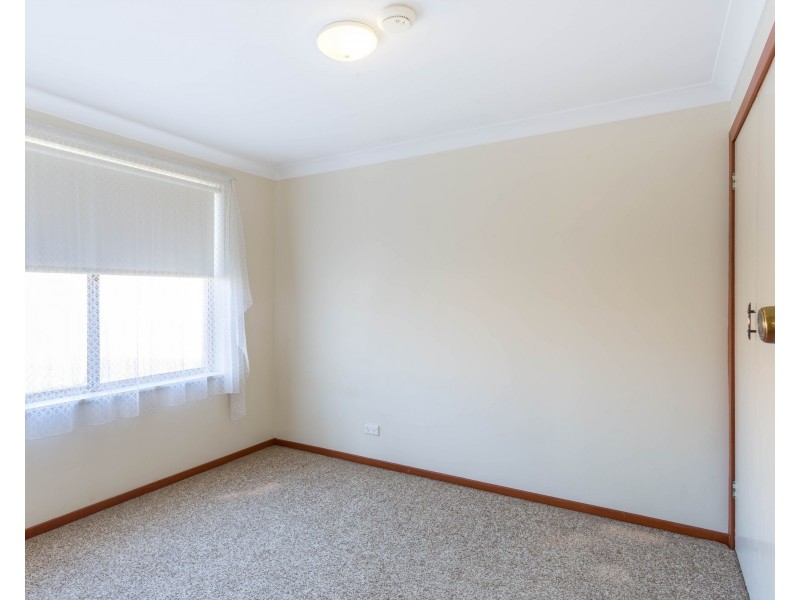 1/11 Torulosa Way, Orange NSW 2800