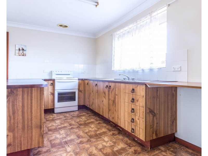 1/11 Torulosa Way, Orange NSW 2800