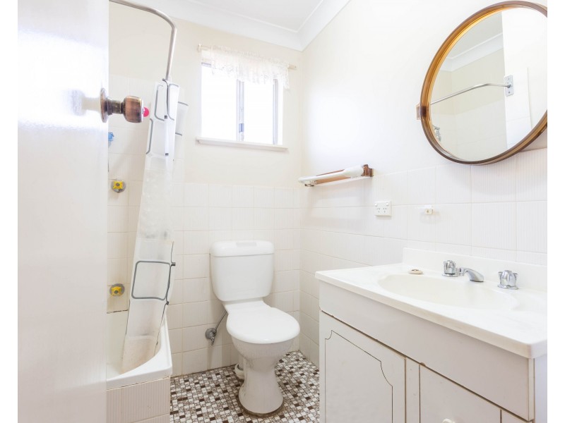 1/11 Torulosa Way, Orange NSW 2800