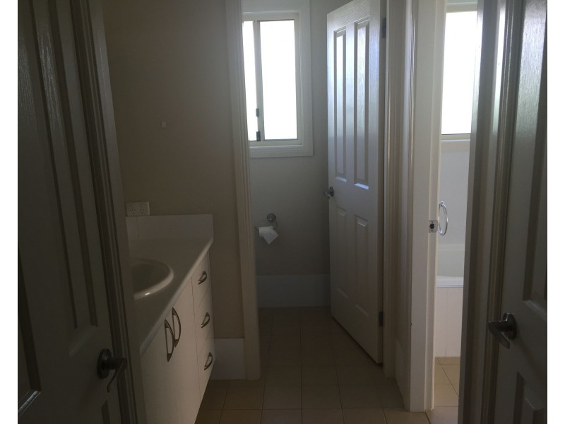 7 Quinlan Run, Orange NSW 2800