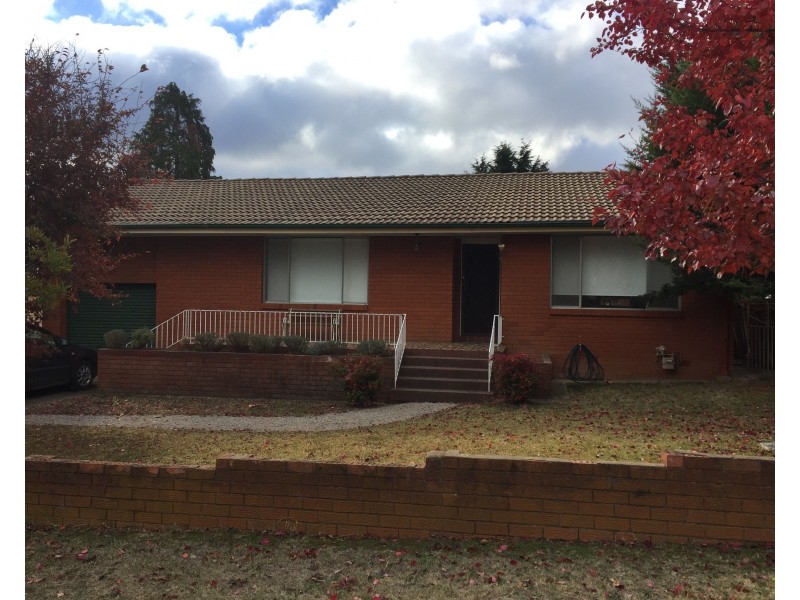 9 Treweeke Street, Orange NSW 2800