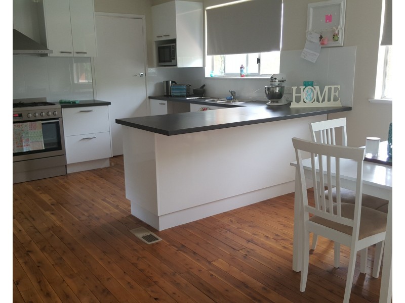 9 Treweeke Street, Orange NSW 2800