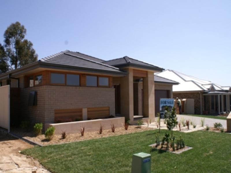 21 Emerald Drive, Orange NSW 2800