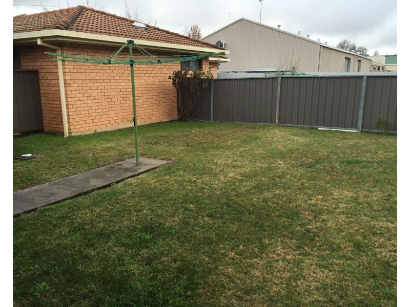 1/1 Pitta Pitta Place, Orange NSW 2800