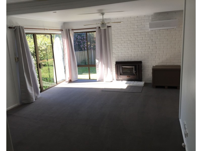 8 Birinta Place, Orange NSW 2800