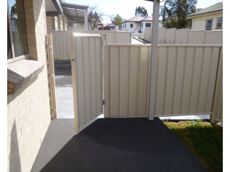 2/18 McLachlan Street, Orange NSW 2800