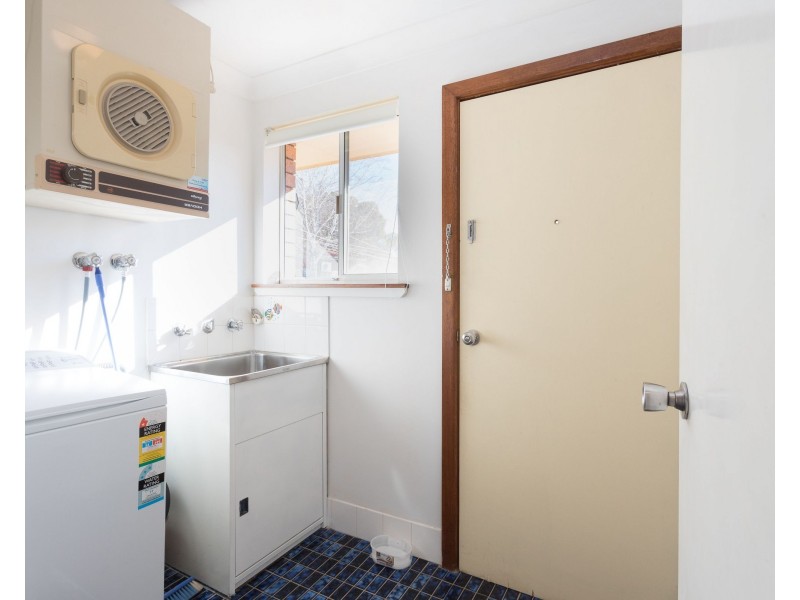 2/65 Edward Street, Orange NSW 2800