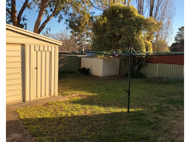 2 Cemar Avenue, Orange NSW 2800
