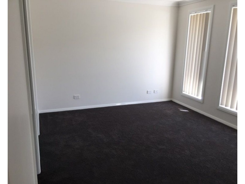 19 Grace Rise, Orange NSW 2800