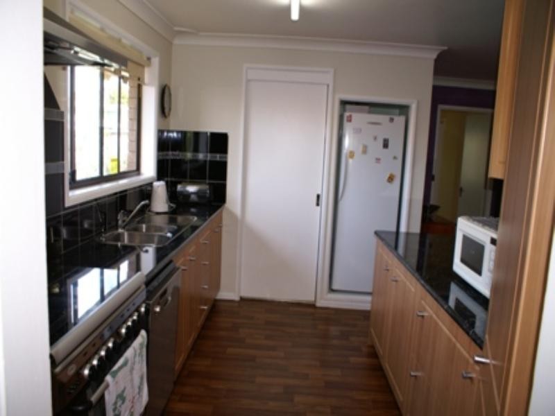 8 Brooke Place, Orange NSW 2800