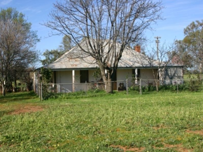 Rose Villa Eugowra Road, Canowindra NSW 2804