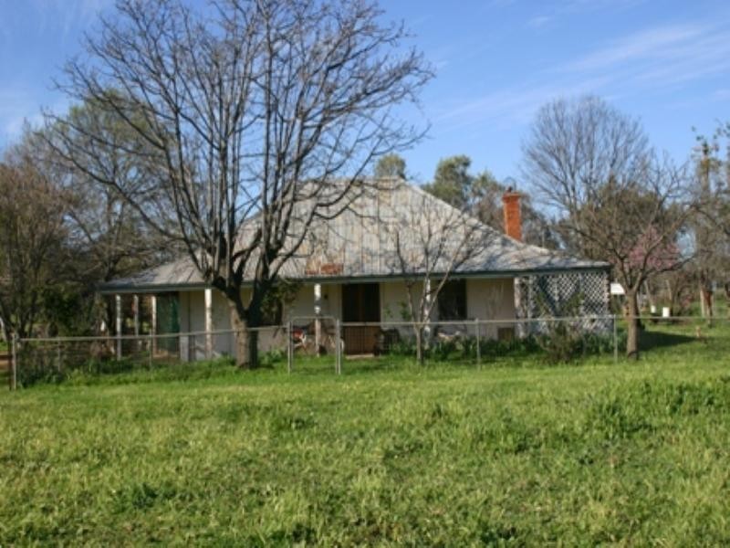 Rose Villa Eugowra Road, Canowindra NSW 2804
