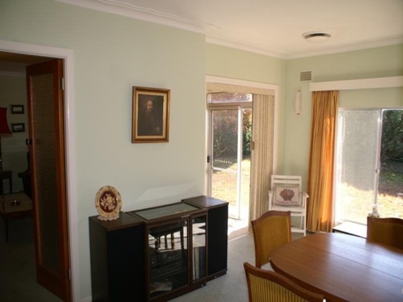 21 Rowan Street, Orange NSW 2800