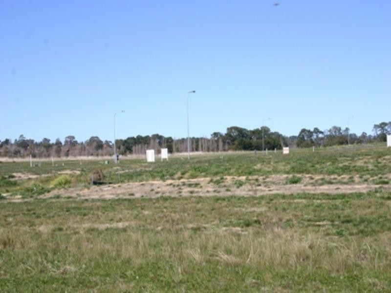 . Poplars Estate, Orange NSW 2800