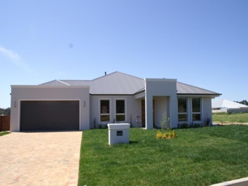 30 Emerald Street, Orange NSW 2800