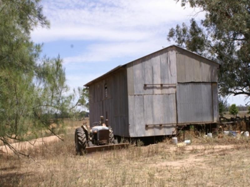 “Benamere” Lachlan Valley Way, Gooloogong NSW 2805