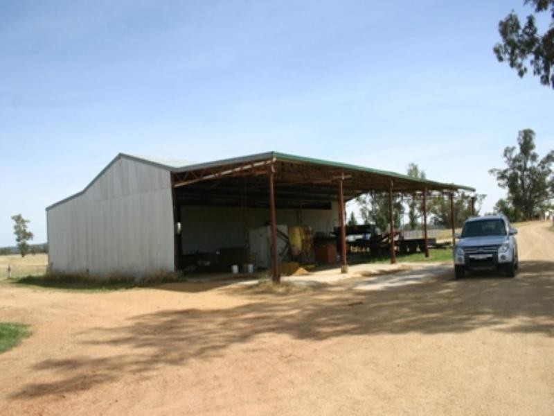 . Cowra Road, Gooloogong NSW 2805