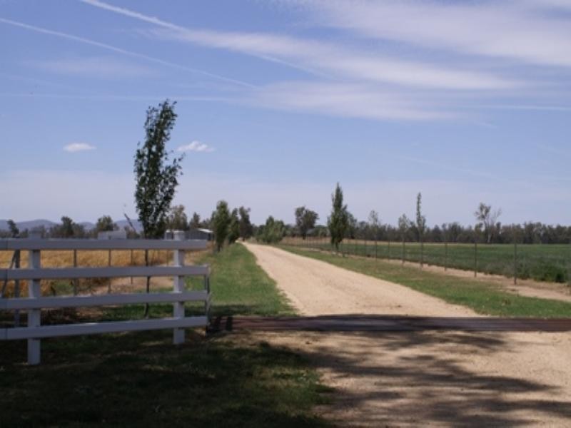 . Cowra Road, Gooloogong NSW 2805
