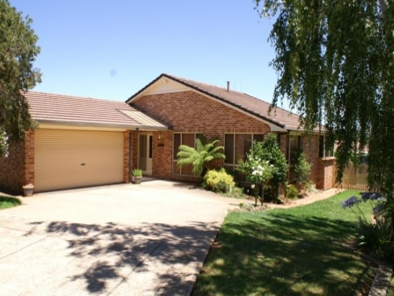 12 Malvern Avenue, Orange NSW 2800